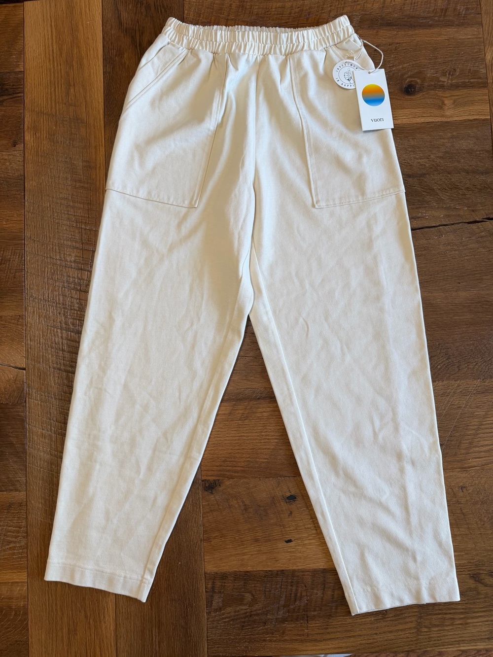 Vuori Womens’ Cream Elastic-Waist McKenzie Pant with Patch Pockets